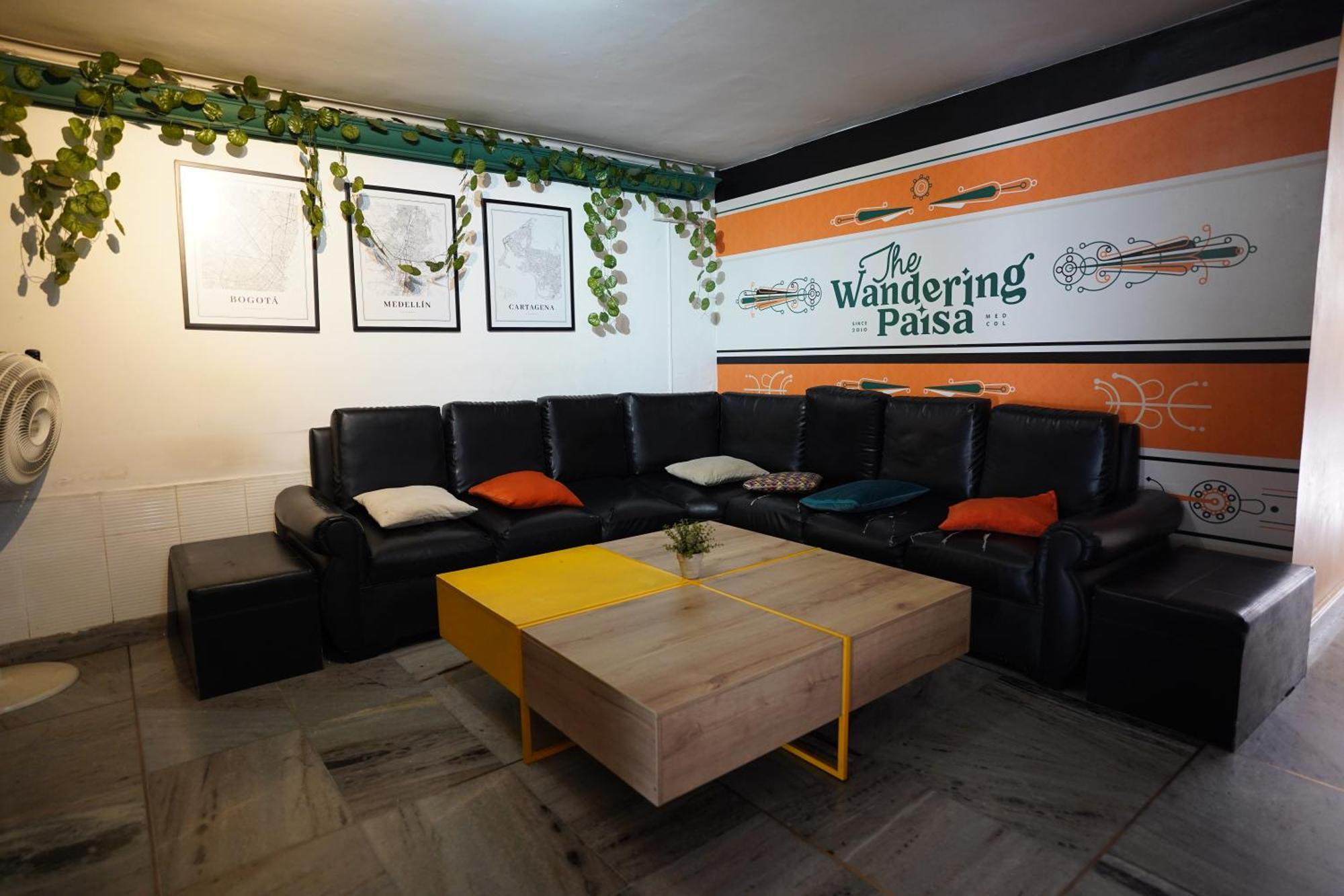 Albergue The Wandering Paisa (Adults Only) Medellín Exterior foto